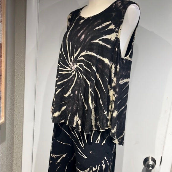 Cream and Black Tie-Dye Wide-Leg Jumpsuit - Picture 12 of 16